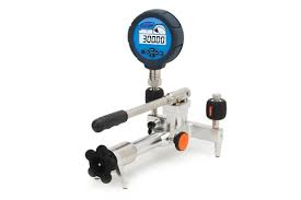ADT914 Handheld Pneumatic Pressure Test Pump